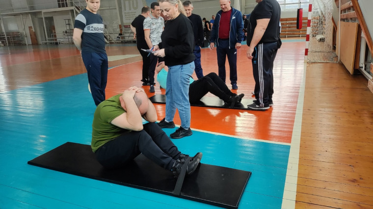 Сдавать нормы ВФСК ГТО приходят всем коллективом!!!.